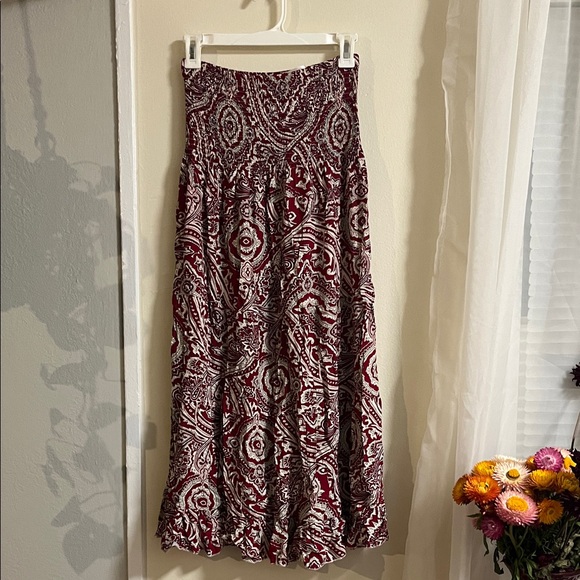 TOP Moda Dresses & Skirts - TOP Moda Burgundy and White Paisley Maxi Skirt